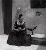 Frida_Kahlo_by_Lola_Álvarez_Bravo__ca._1944.jpeg